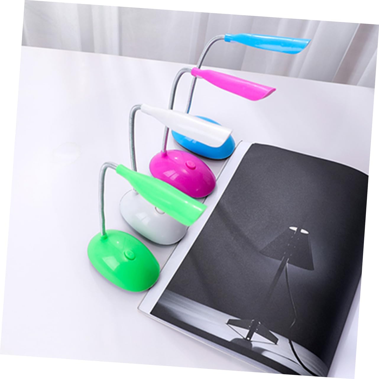 Petite lampe de table pixa pliable led de bureau sans fil