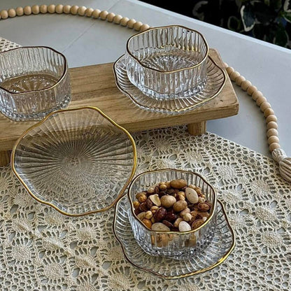 Service de 6 Tasses et 6 Assiettes Côtelées Bord Doré – Vaisselle Élégante